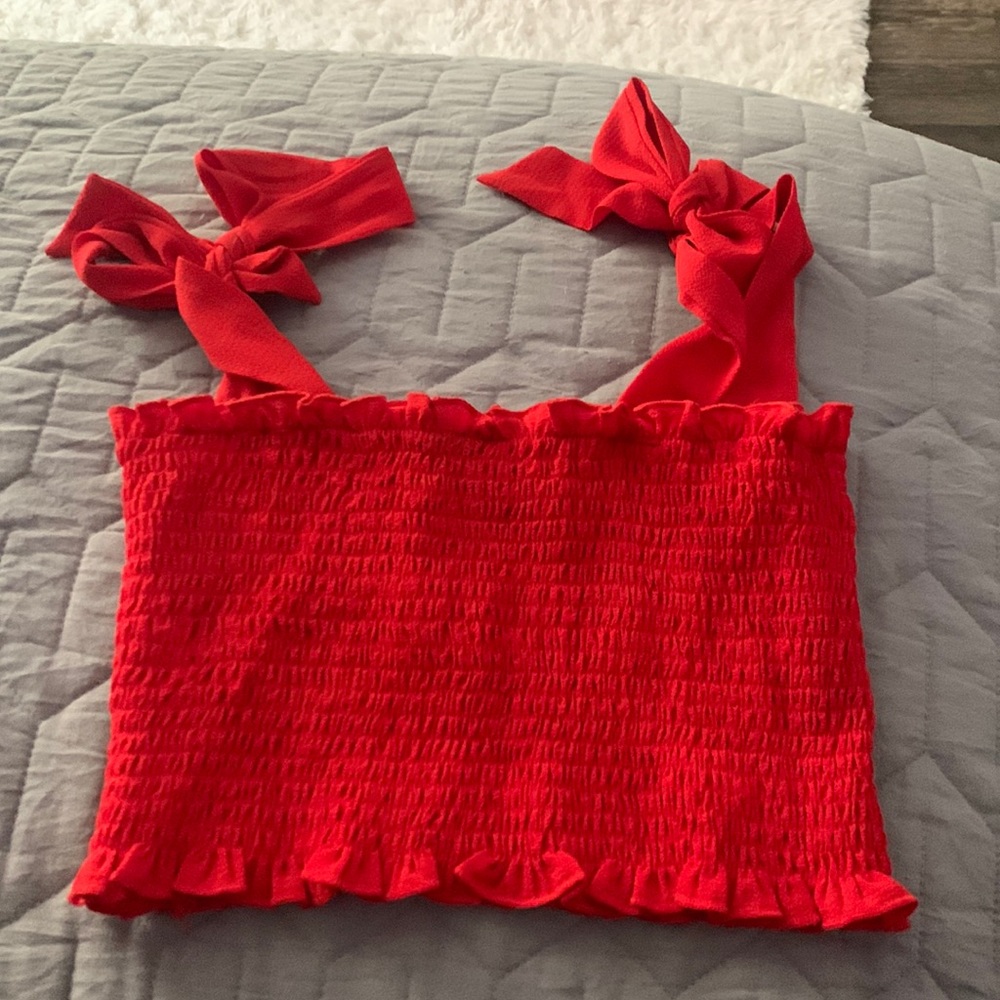 Cute bright red crop top with tied straps